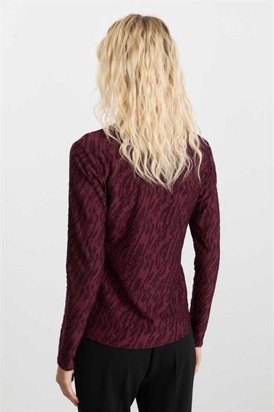 Kendinden Zebra Desen Yarım Balıkçı Yaka Bluz  /  BORDO