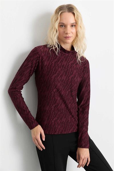 Kendinden Zebra Desen Yarım Balıkçı Yaka Bluz  /  BORDO