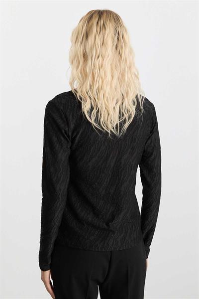 Kendinden Zebra Desen Yarım Balıkçı Yaka Bluz  /  SİYAH