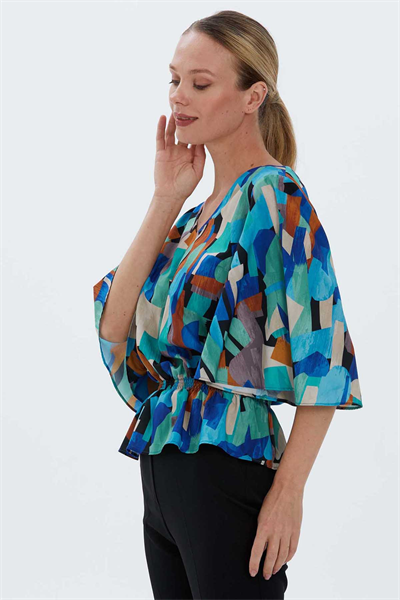 Kolu Volanlı Beli Lastikli Emprime Bluz  /  TURKUAZ