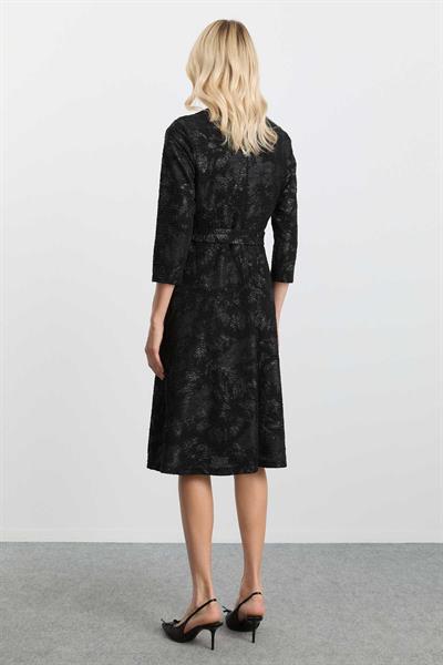 Kruvaze Belden Kemerli Jakarlı Simli Elbise  /  SİYAH