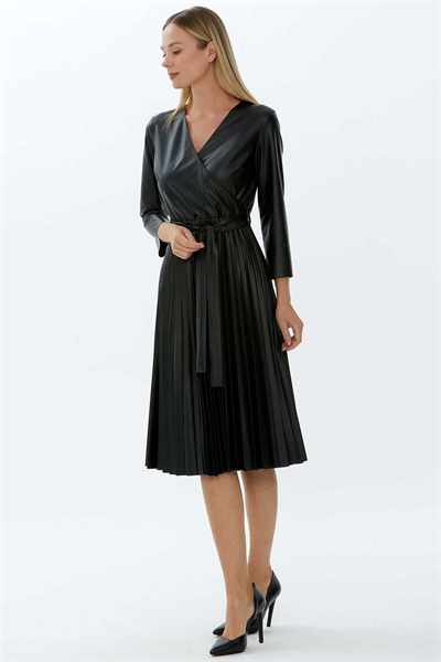 Kruvaze Eteği Pliseli Deri Elbise  /  SİYAH