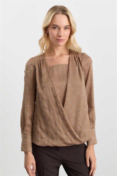Kruvaze İçi Atlet Görünümlü Simli Bluz  /  CAMEL