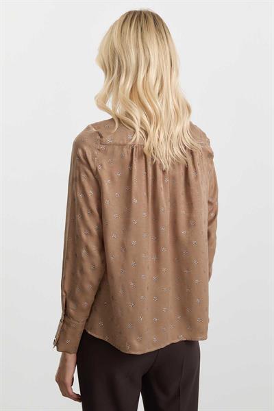 Kruvaze İçi Atlet Görünümlü Simli Bluz  /  CAMEL