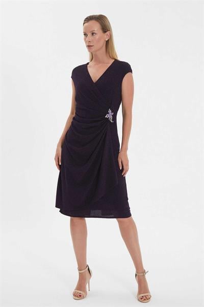 Kruvaze Yandan Drapeli Broşlu Simli Elbise  /  MOR