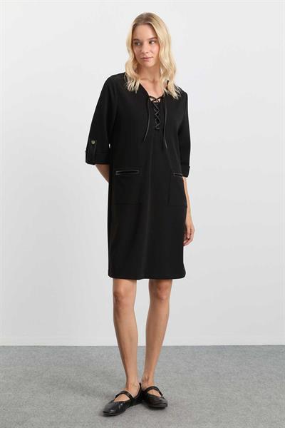 Önü Deri Biyeli Kolu Kıvırmalı Elbise  /  SİYAH