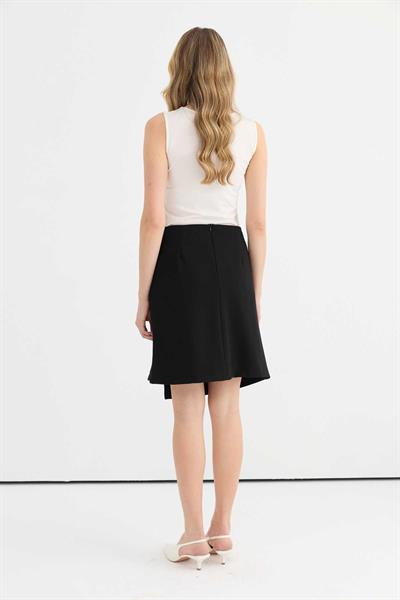 Önü Kemerli Plili Çan Etek  /  SİYAH