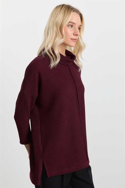 Önü Nervürlü Degaje Yaka Triko Bluz  /  BORDO