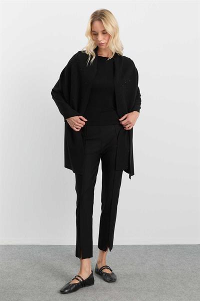 Önü Taşlı Triko Panço  /  SİYAH