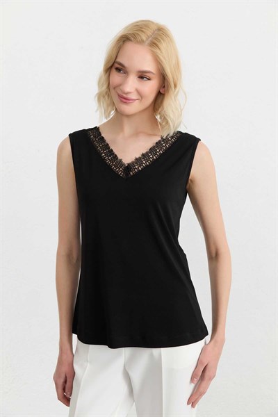 Önü V Arkası V Dantelli Bluz  /  SİYAH