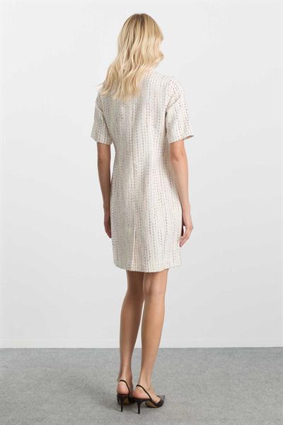 Sıfır Yaka Kapak Cepli Kendinden Simli Elbise  /  EKRU