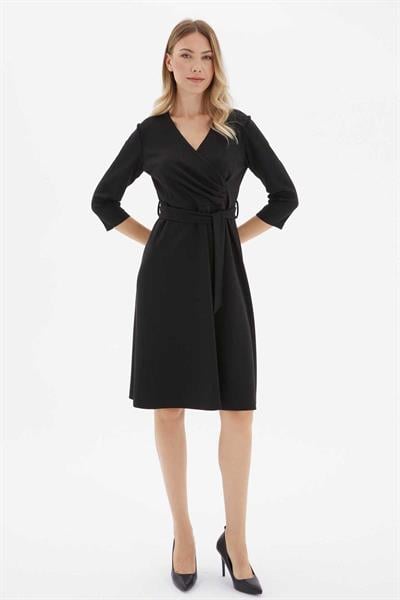 Üstü Kruvaze Eteği Dökümlü Elbise  /  SİYAH