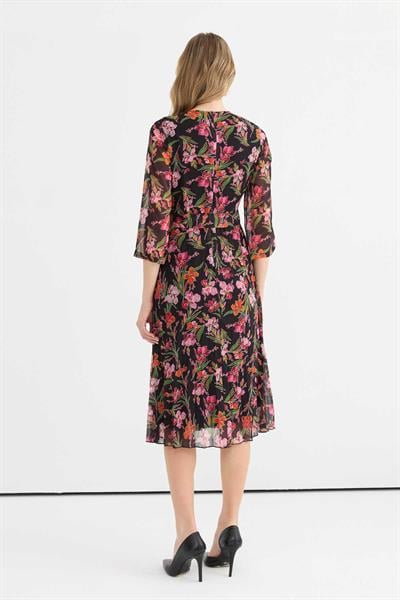 Üstü Kruvaze Eteği Pliseli Çiçek Desen Elbise  /  SİYAH