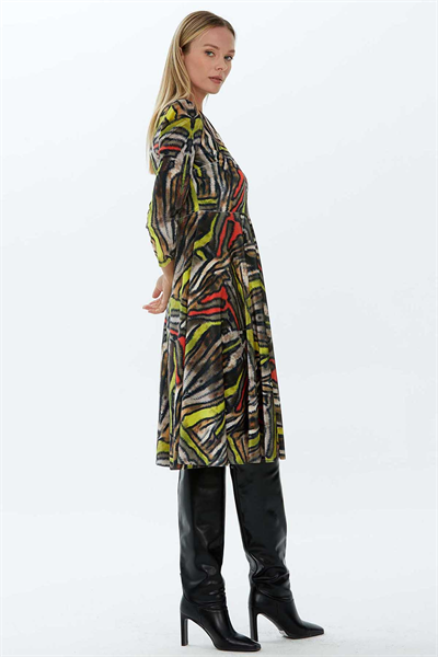 V Yaka Eteği Volanlı Emprime Kadife Elbise  /  VİZON