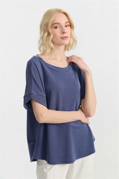 Yakası Yanlardan Katlamalı Eteği Oval Düşük Kol Bluz  /  İNDİGO