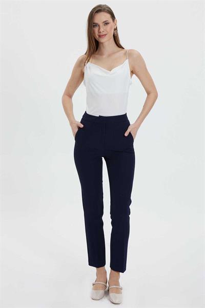 Yan Cep Dar Paça Pantolon  /  LACİVERT