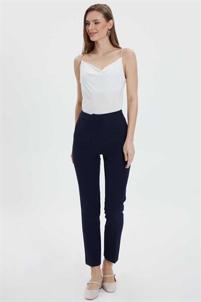 Yan Cep Dar Paça Pantolon  /  LACİVERT