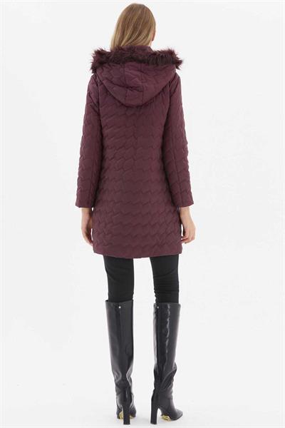 Zigzag Desenli Kapüşonlu Uzun Kapitone Mont  /  BORDO