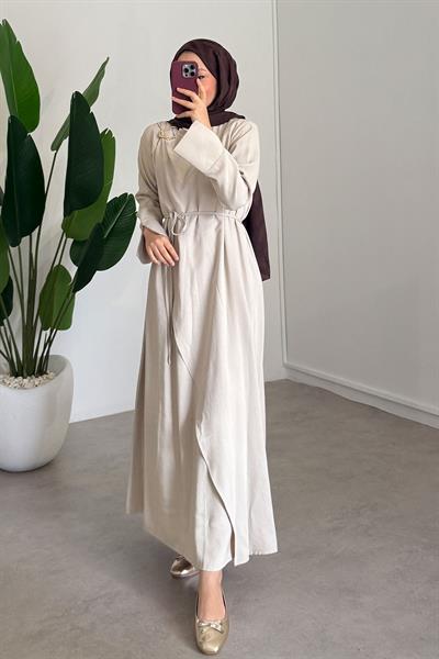 Broşlu Modal Elbise - Bej