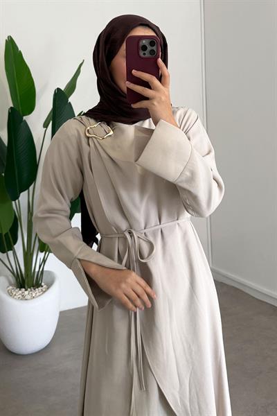 Broşlu Modal Elbise - Bej