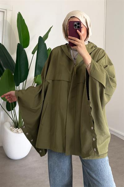 Çıtçıtlı Panço - Haki Yeşil