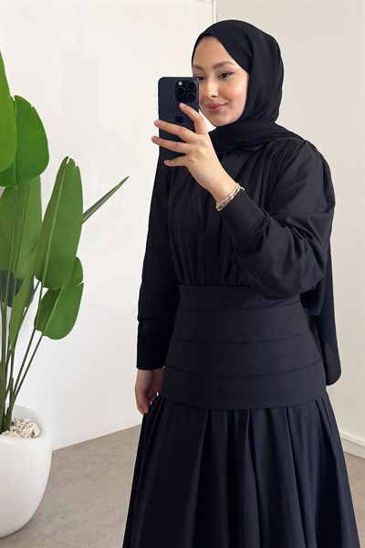 Detay Etekli Takım - Siyah