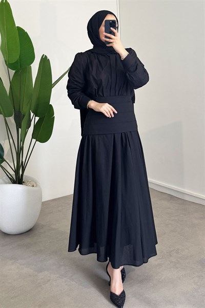 Detay Etekli Takım - Siyah