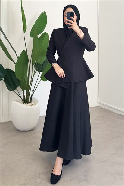 Dügmeli Ceket Takım - Siyah