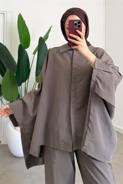 Düğmeli Panço Takım - Toprak