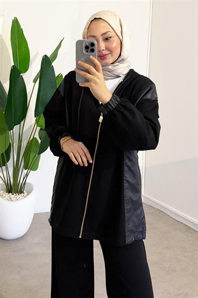 Garni Detaylı Takım - Siyah