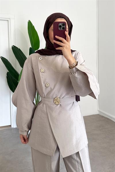 Gold Düğmeli Takım - Bej