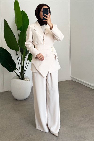 Kemer Detaylı Takım  - Bej