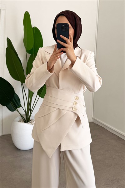 Kemer Detaylı Takım  - Bej