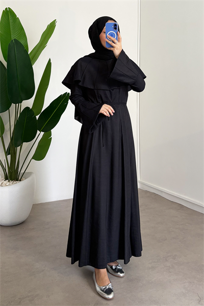 Pelerinli Gabardin Elbise - Siyah