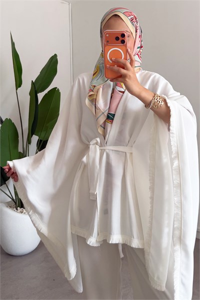 Püskül Detay Kimono - Beyaz