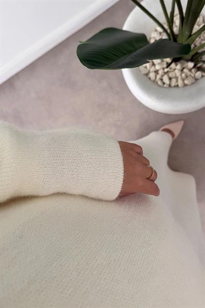 SAÇAKLI TRİKO ELBİSE 67-1902 - EKRU