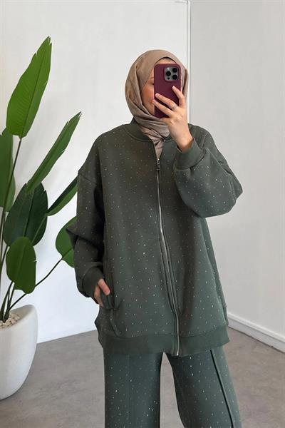 TAŞLI ÜÇ İPLİK TAKIM 31-2221 - HAKİ YEŞİL
