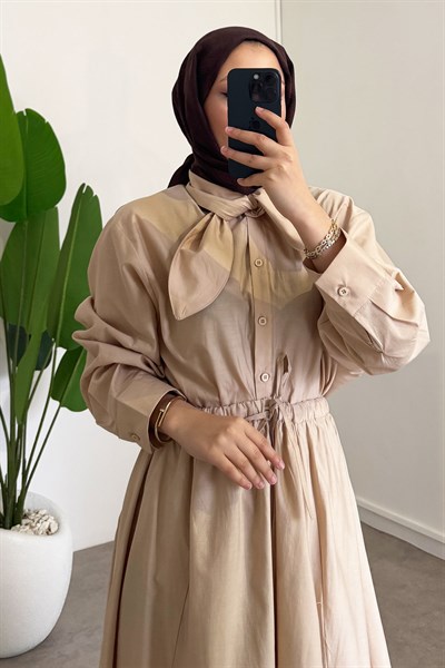 Yaka Detay Etekli Takım - Bej