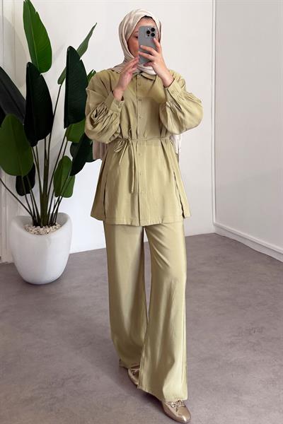 Yırtmaç Detaylı Takım - Olive