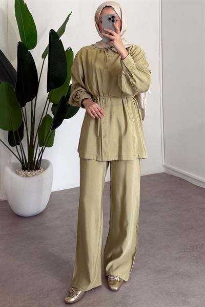 Yırtmaç Detaylı Takım - Olive