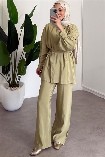 Yırtmaç Detaylı Takım - Olive