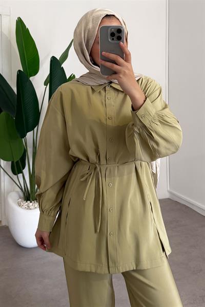 Yırtmaç Detaylı Takım - Olive