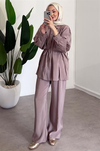 Yırtmaç Detaylı Takım - Toprak