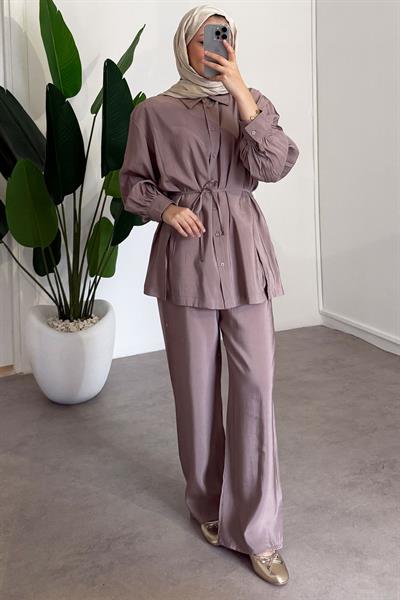 Yırtmaç Detaylı Takım - Toprak