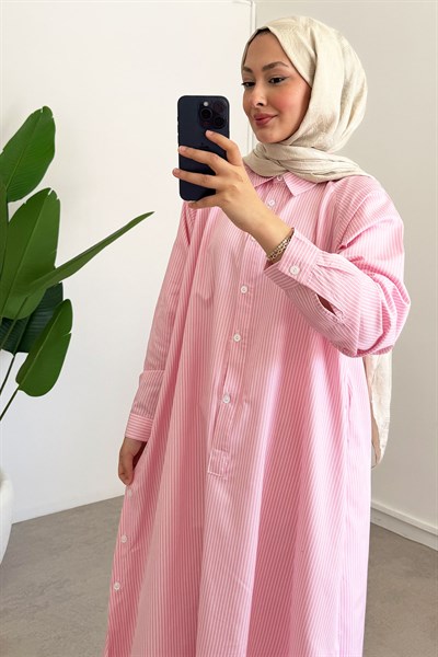 Yırtmaçlı Çizgili Gömlek Elbise - Pembe