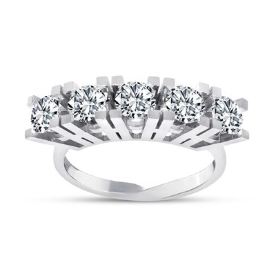 1,50 Karat D-VS Pırlanta Beştaş Yüzük