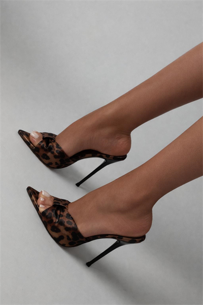 WİLLY SATEN TOPUKLU TERLİK LEOPAR