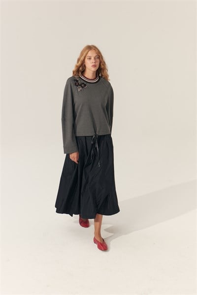Junni Sweat