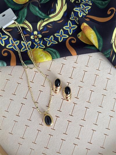 Çelik Kolye Minimal Vintage Siyah Küpe Kombini