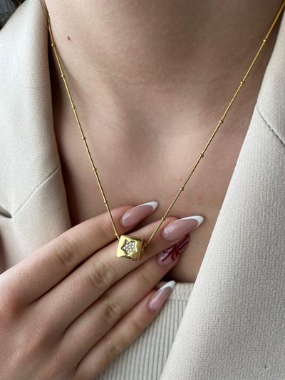 Çelik Yıldızlı  Küp Kolye